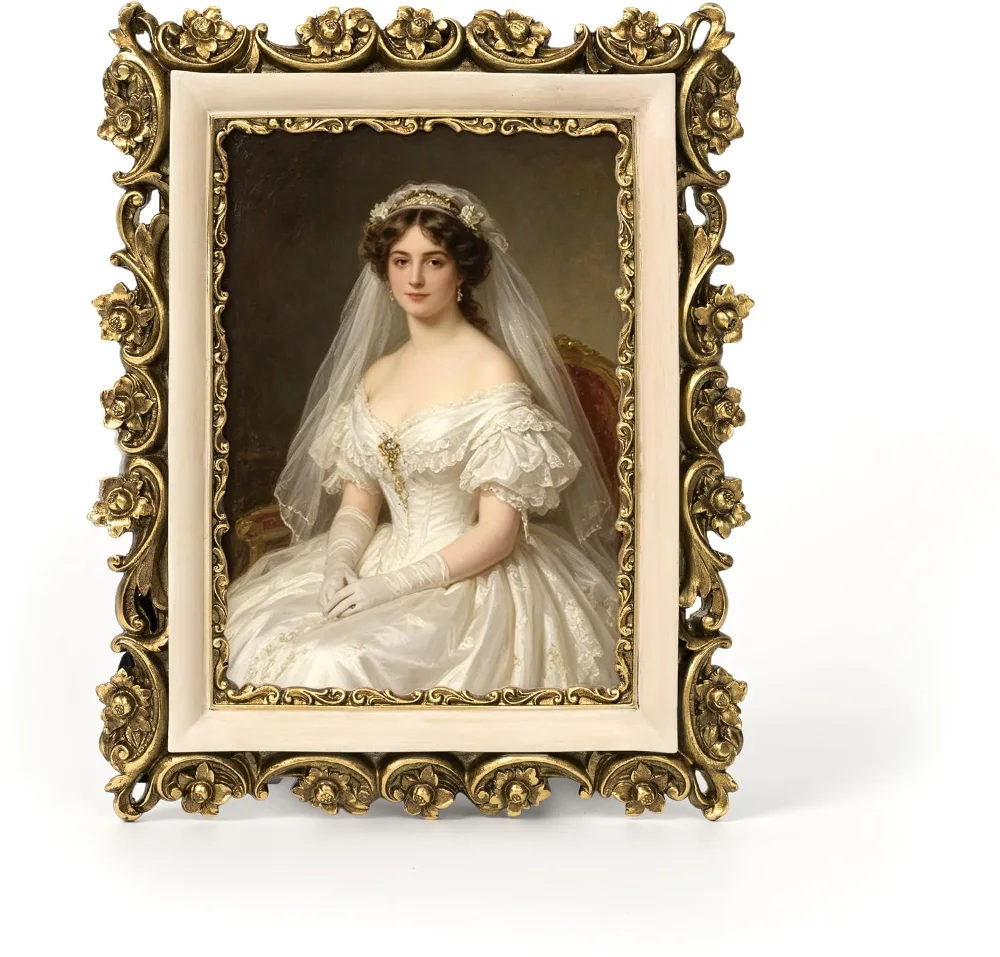 Vintage Picture Frame 5x7, Gold and Beige